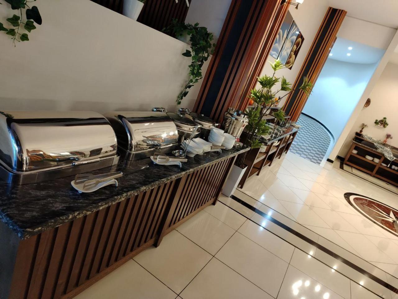 Ziyorat Luxury Hotel Fergana Exterior foto
